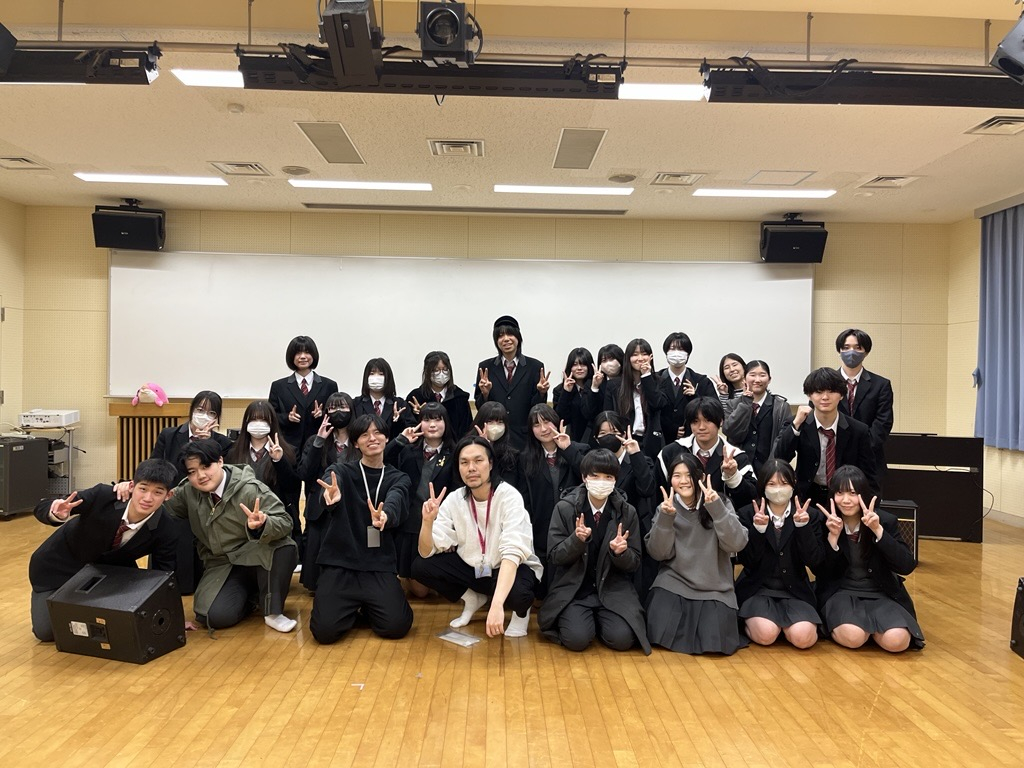 軽音楽部　外部講師（集合写真）